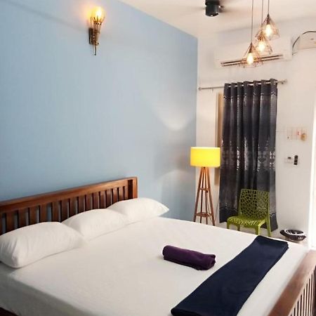 Omkara - The Fives Guest House Tiruvannāmalai Eksteriør billede