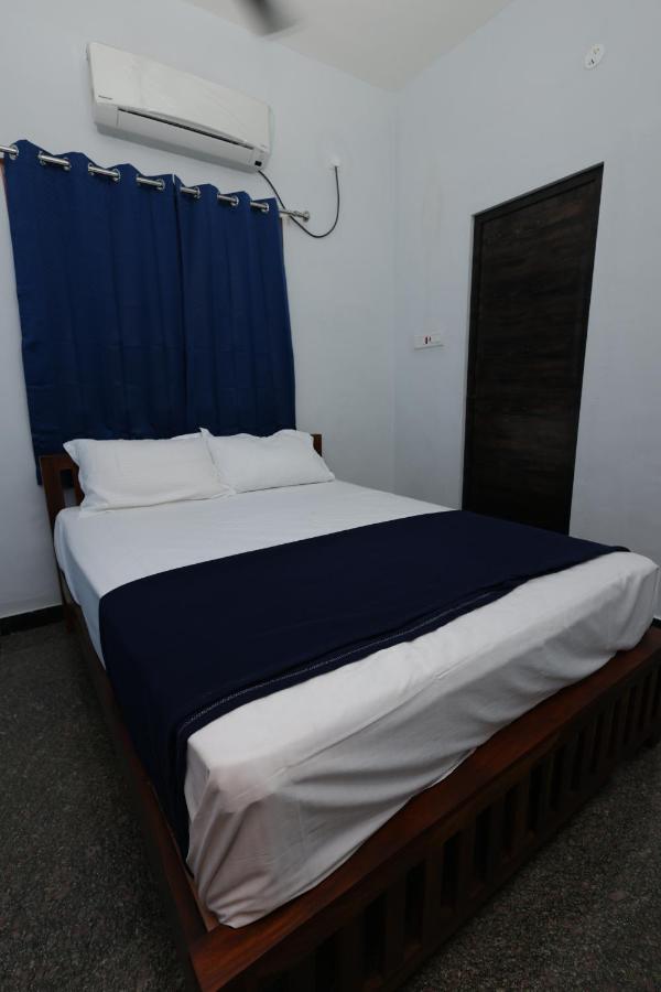 Omkara - The Fives Guest House Tiruvannāmalai Eksteriør billede