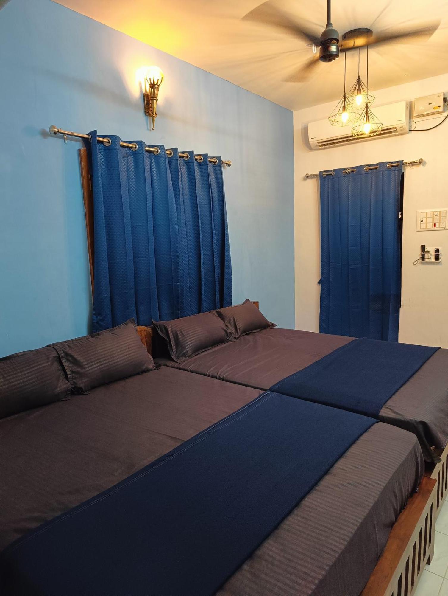 Omkara - The Fives Guest House Tiruvannāmalai Eksteriør billede