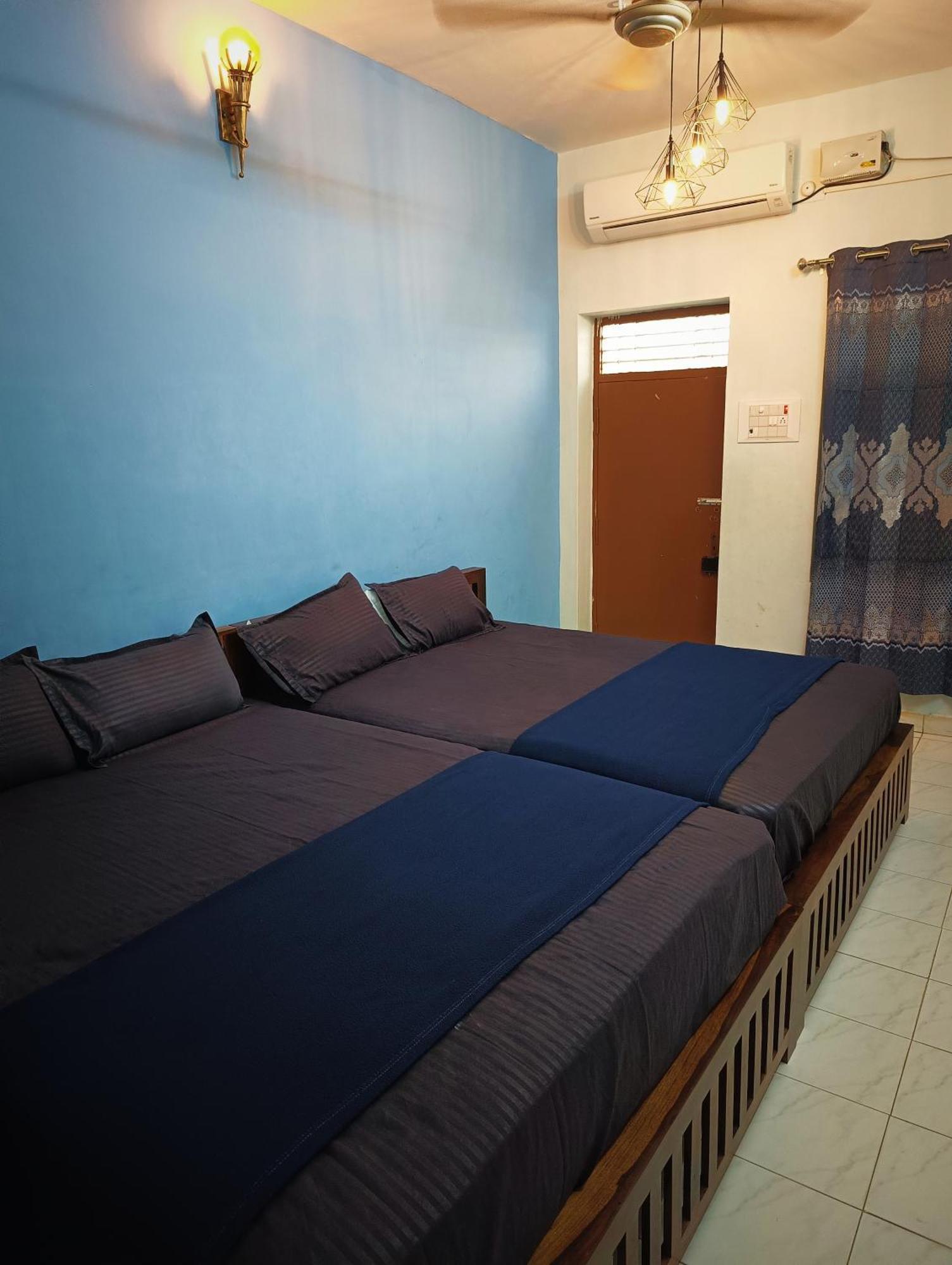Omkara - The Fives Guest House Tiruvannāmalai Eksteriør billede