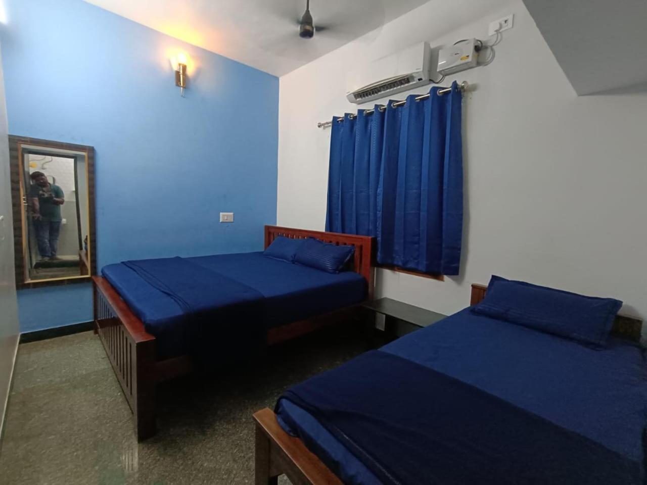 Omkara - The Fives Guest House Tiruvannāmalai Eksteriør billede