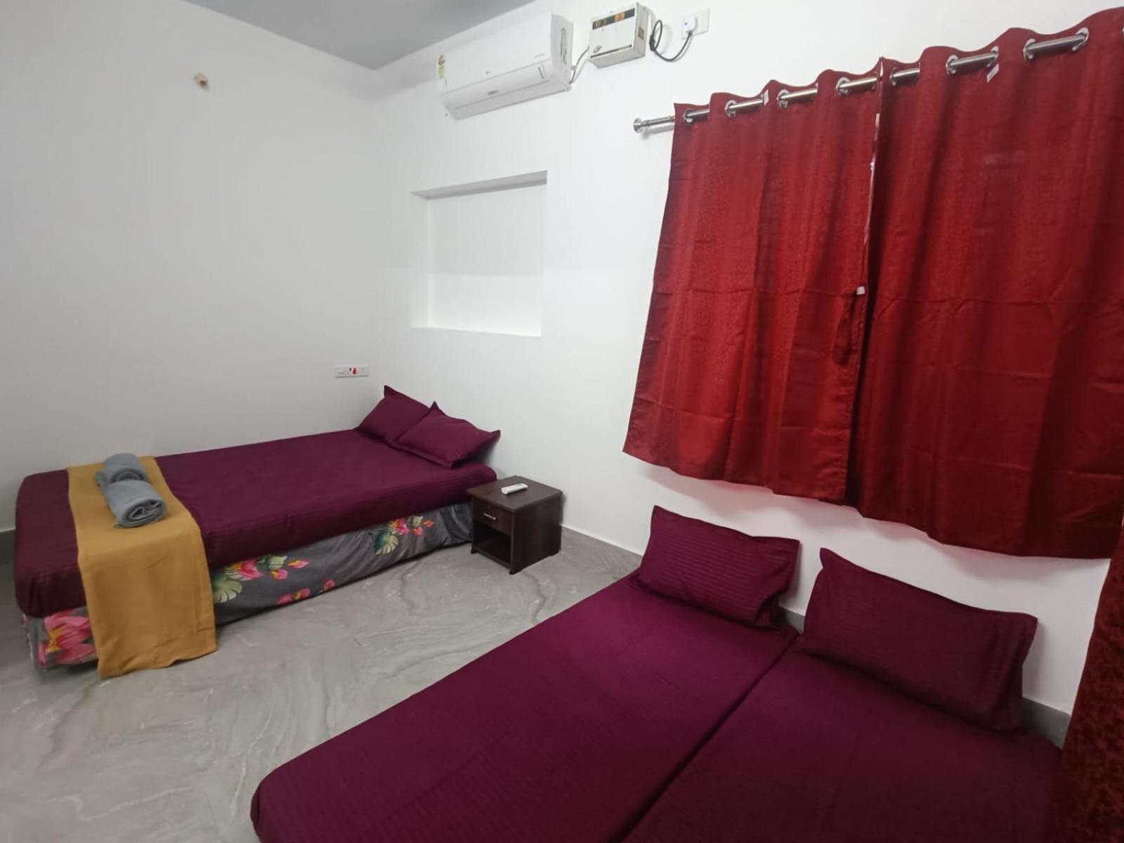 Omkara - The Fives Guest House Tiruvannāmalai Eksteriør billede